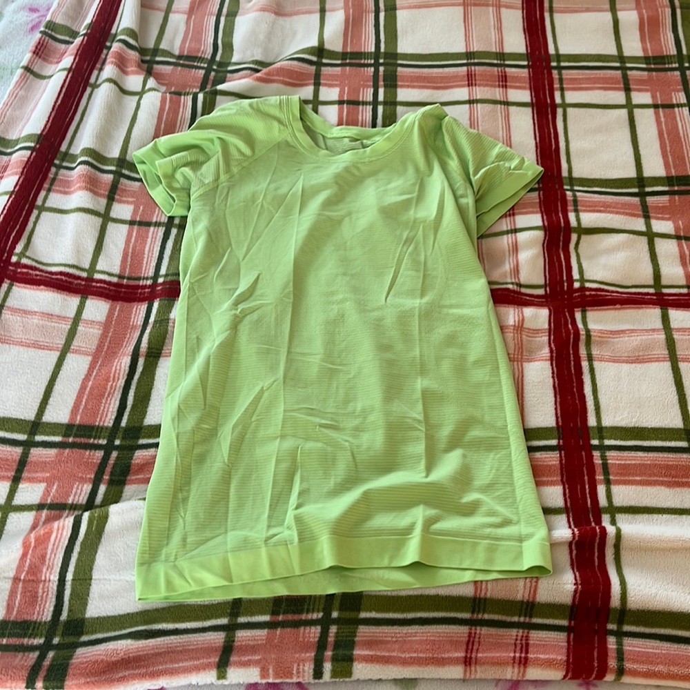 lululemon swiftly size 6